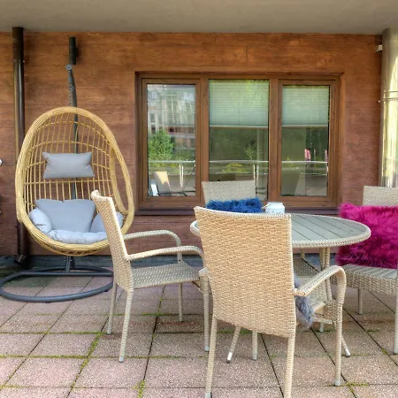 Kora شقة كرينيتسا زدروي